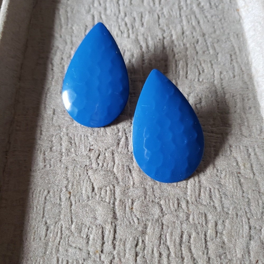 💧Royal Blue Textured Teardrop Earrings